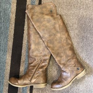 Blowfish over the knee Woman’s Boots Size 6